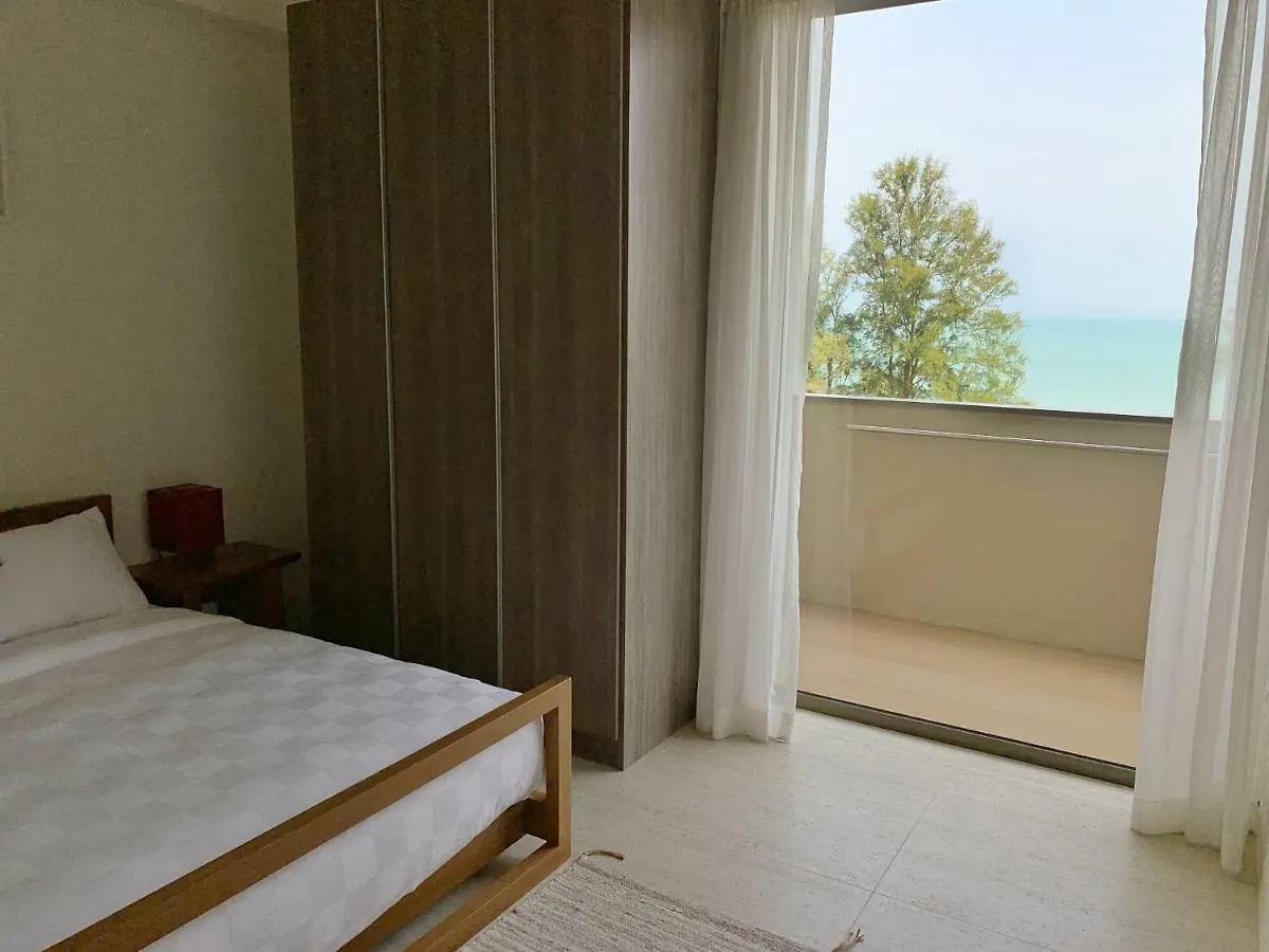 Apartament By The Sea Suites - Managed By Sdb Host Batu Ferringhi