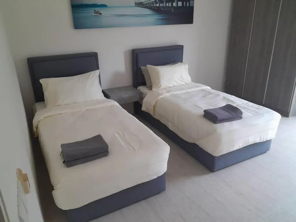 Apartment By The Sea Suites - Managed By Sdb Host Batu Ferringhi