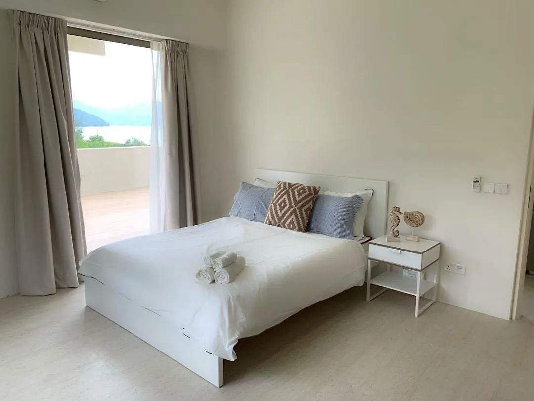 By The Sea Suites - Managed By Sdb Host Batu Ferringhi